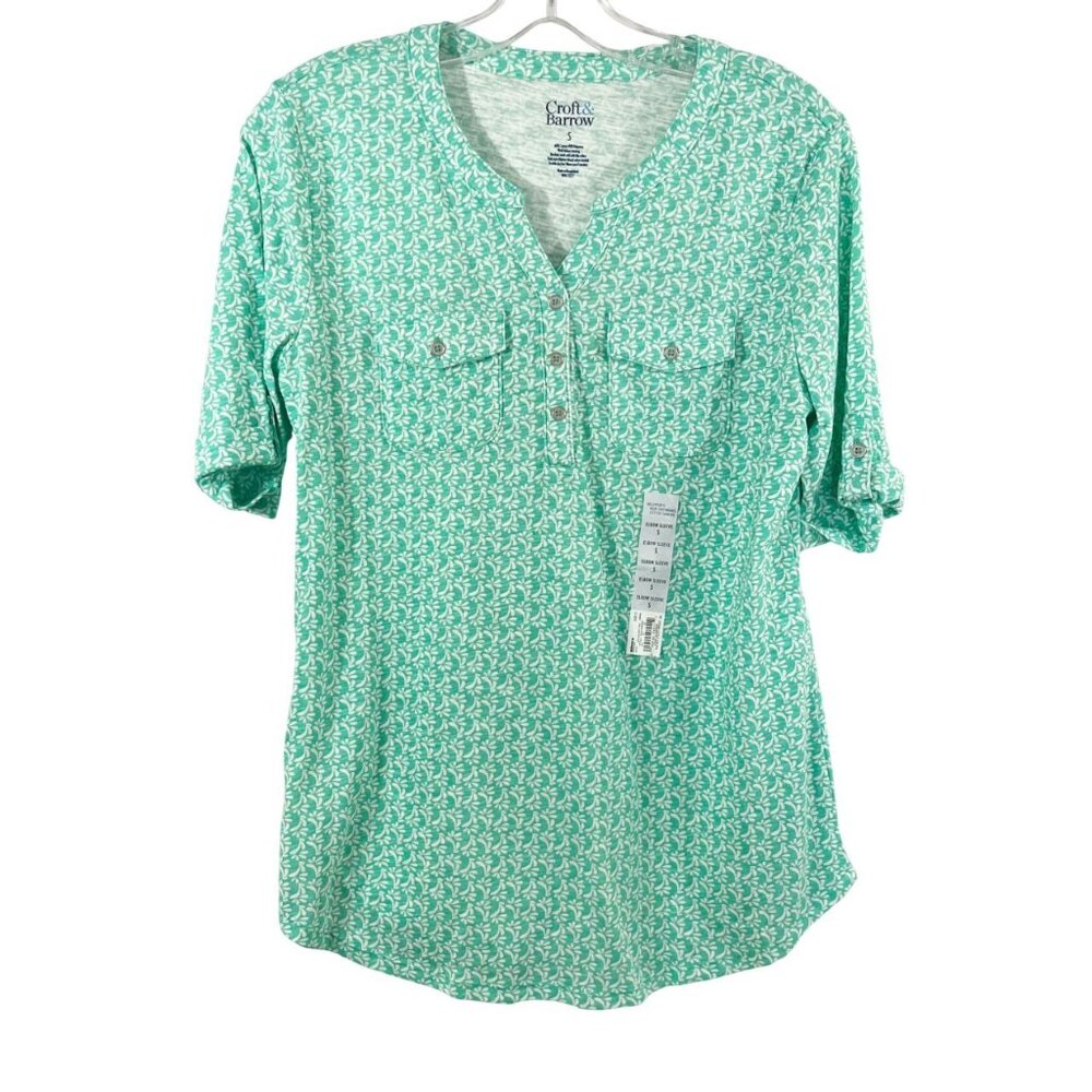 NEW Croft & Barrow Green & White Printed Roll Tab Sleeve Top Size Small